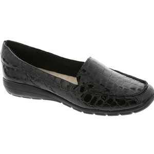 Loafer- 10WW- Easy-Spirit- New in Box